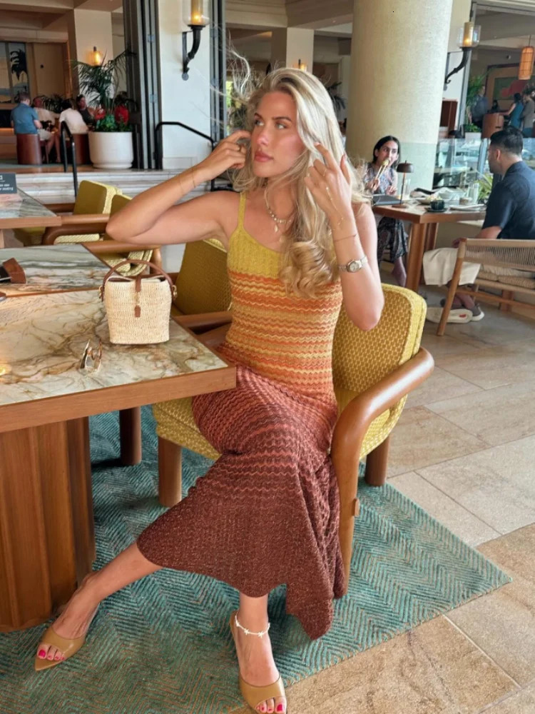 Fashion Gradient Women Knitted Maxi Elegant V-neck Sleeveless Bodycon Long Dresses 2025 Female Chic Beach Party Holiday Robe 250715