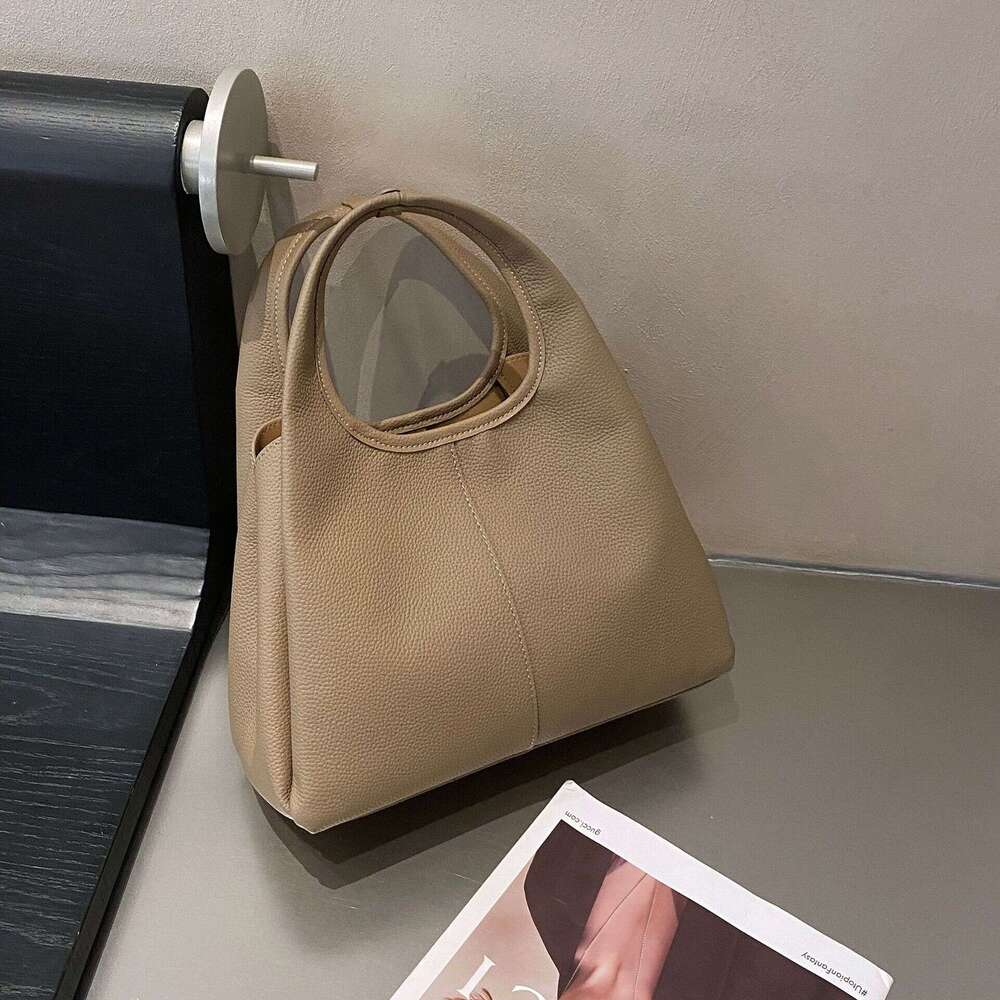 Designer Bags 2025 New Top layer cowhide crossbody bag, fashionable new style, women's single shoulder soft handle, underarm genuine leather