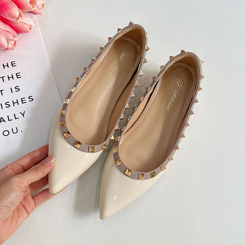 New Designer loafers womens ballet flats heels Spring Summer shallow mouth mary jane shoes Fashion women shoes Metal Rivet luxury sandals