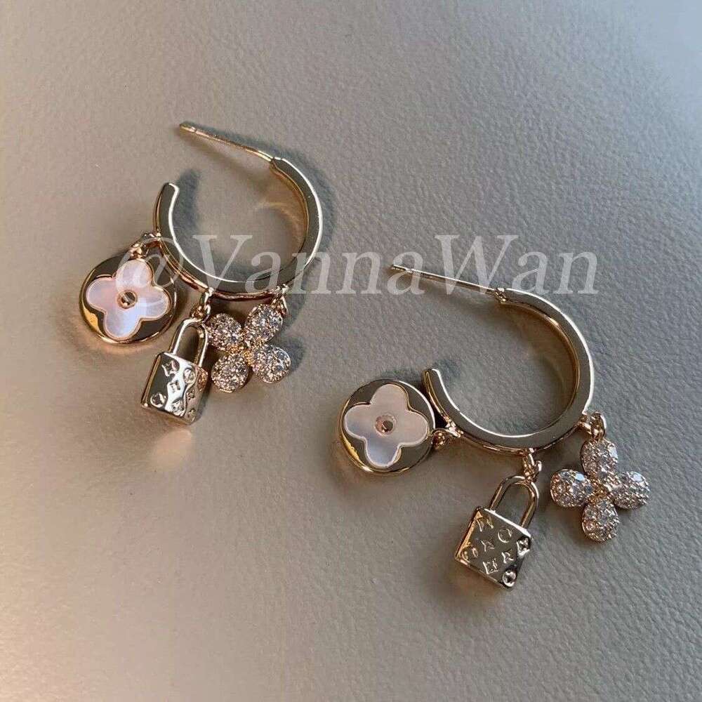 Multi-Pendant Tassel for Women 2025 New Sparkling Dia Flower Earrings Four-Leaf Clover Elegant High-End Design