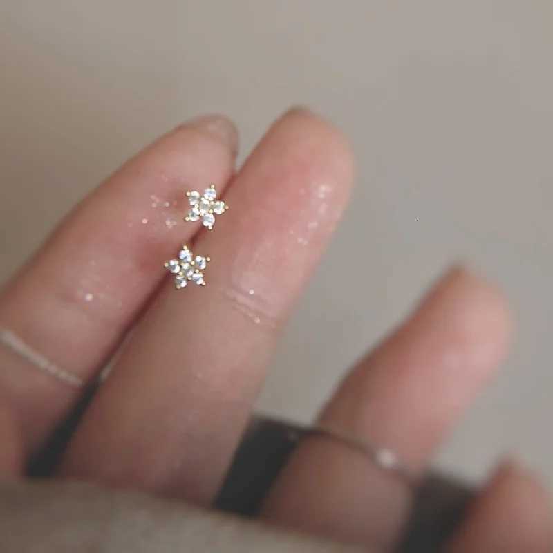 925 Silver Needle Mini Snowflake Cubic Zirconia Earrings Ear Bone Nail Piercing Ear Jewelry Childrens Earrings XJ250718