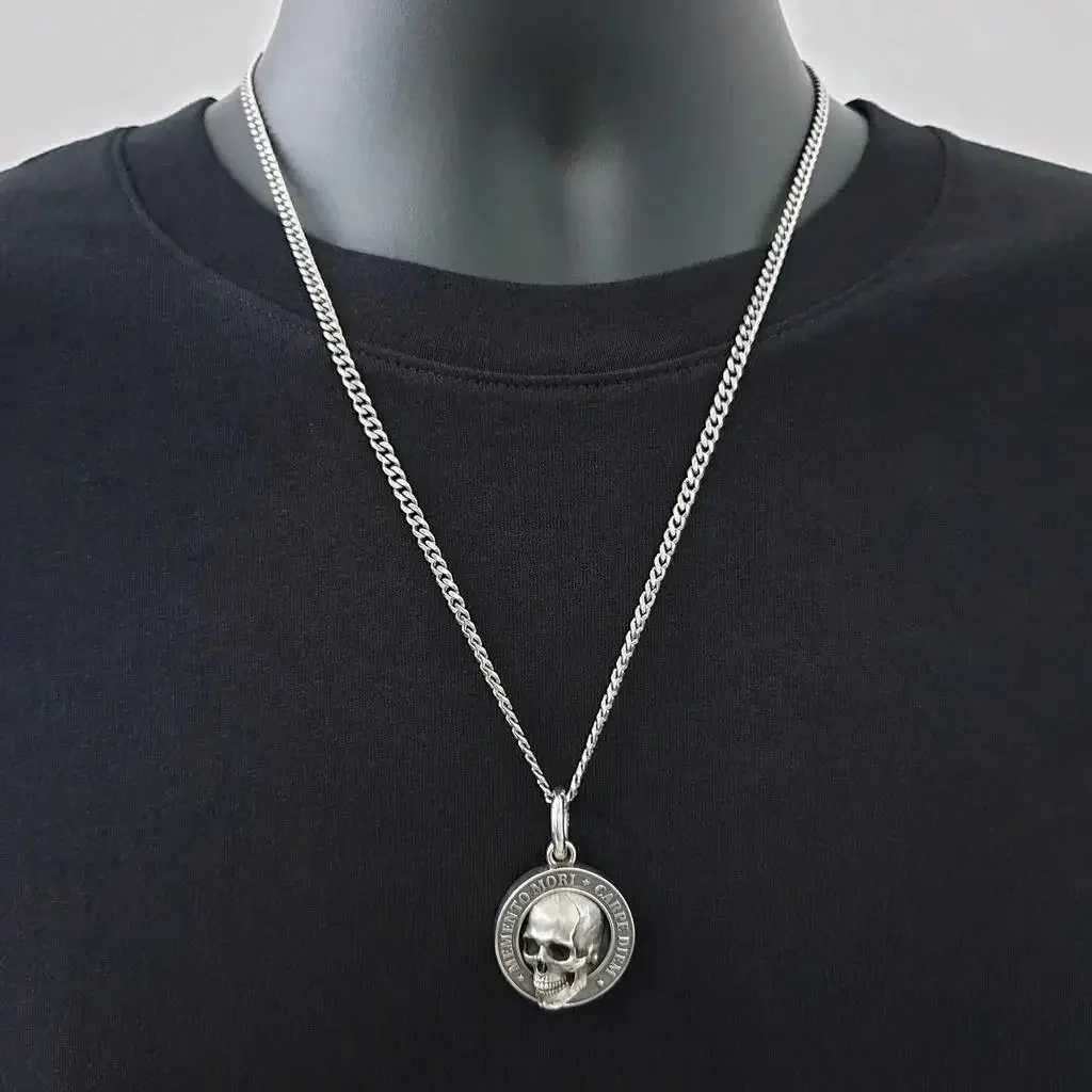 2025 MENTO MORI CARPE DI Necklace Morial Skl Pendant Commemorating The 400th Anniversary of Molires Birth W250718