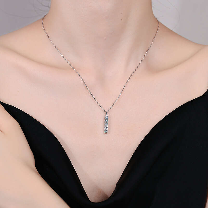 S Pure Sier for Women Full Dia D Color Light Niche Korean Style Clavicle Chain 50 Points Moissanite Necklace 455