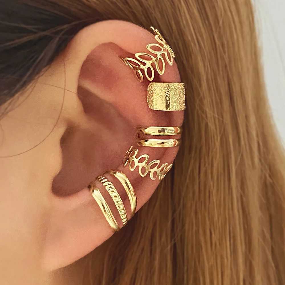 Vintage Gold Color Leaves Ear Cuff Black Non-Piercing Ear Clips Fake Cartilage Earrings Clip Earrings For Women Men Jewelry XJ250718