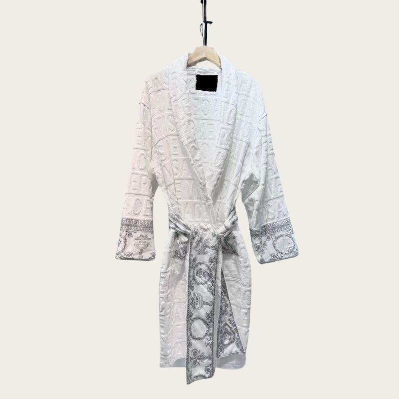 Casual designer bathrobe luxury stand collar sleep robe man classical letter long sleeve night robe thick warm fur sleepwear designer woman home dh072