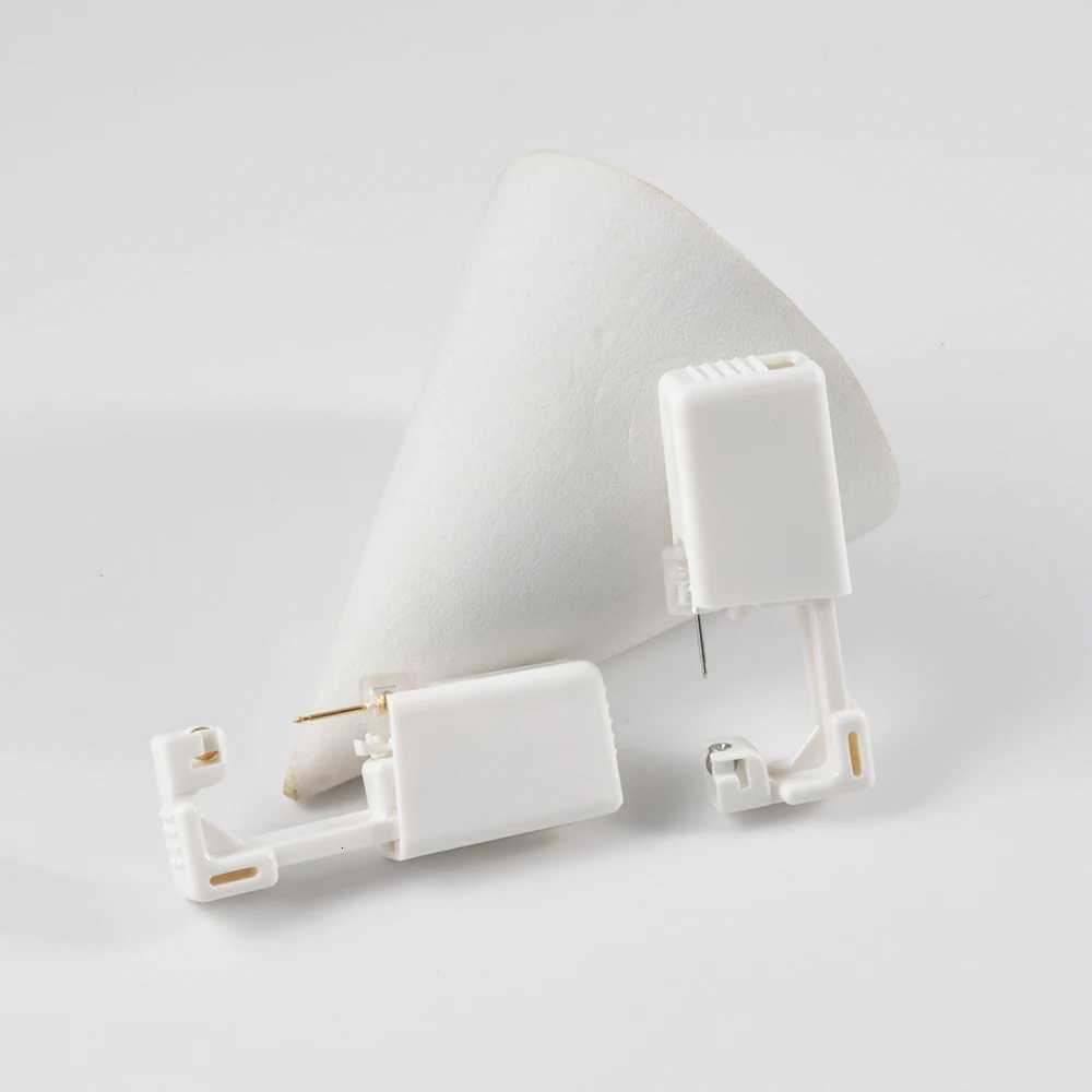 1pc Disposable Sterile Ear Piercing Unit Ear Tragus Piercing Gun Home Use NO PAIN Piercing Tool Machine Kit Stud with Safe Ball XJ250718
