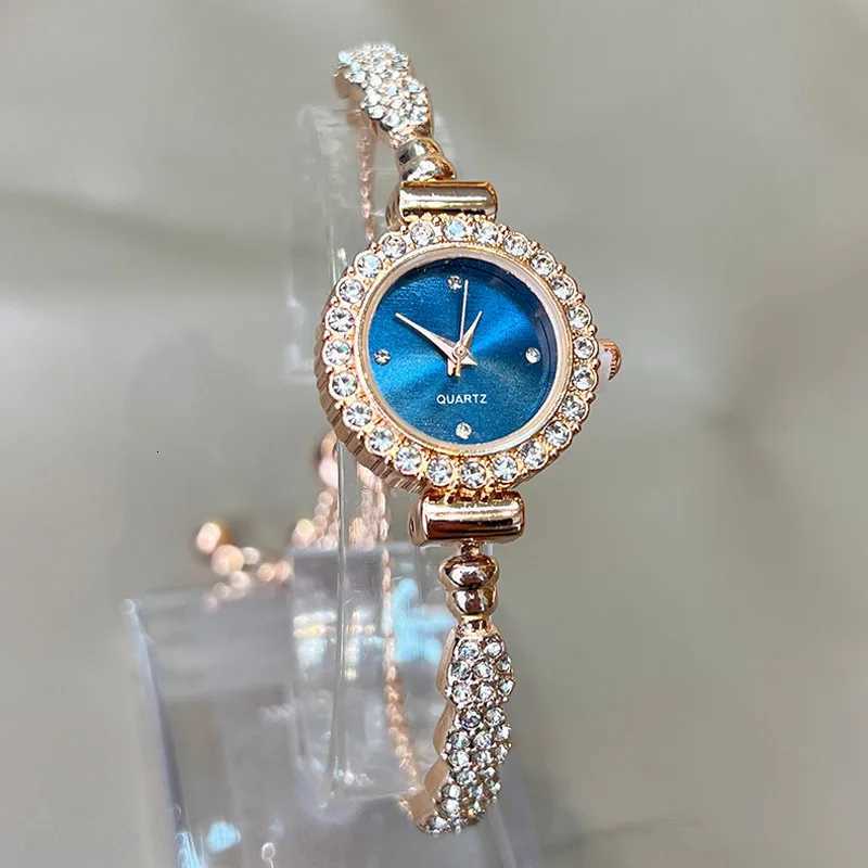 Fashion Rhinestone Wristwatch Luxury Watch Women Bracelet Vintage Casual Ladies Watches Bracelet Relojes Para Mujer Womens Watches W250718