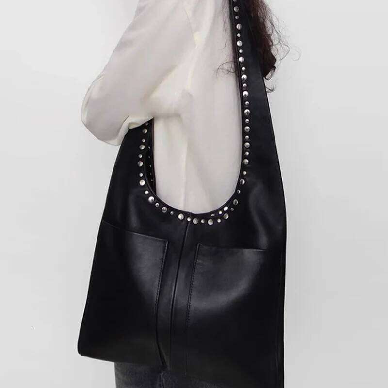 New Retro Rivet Shoulder European and American Motorcycle Armpit Bag Women Handbag