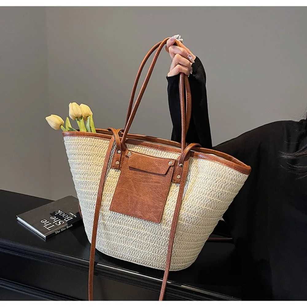 Vintage Style Str Baskets Bag Handmade Woven Rattan Material Woven Shoulder Bag Bohemian Design Raffia Circle Beach Bag Y250719