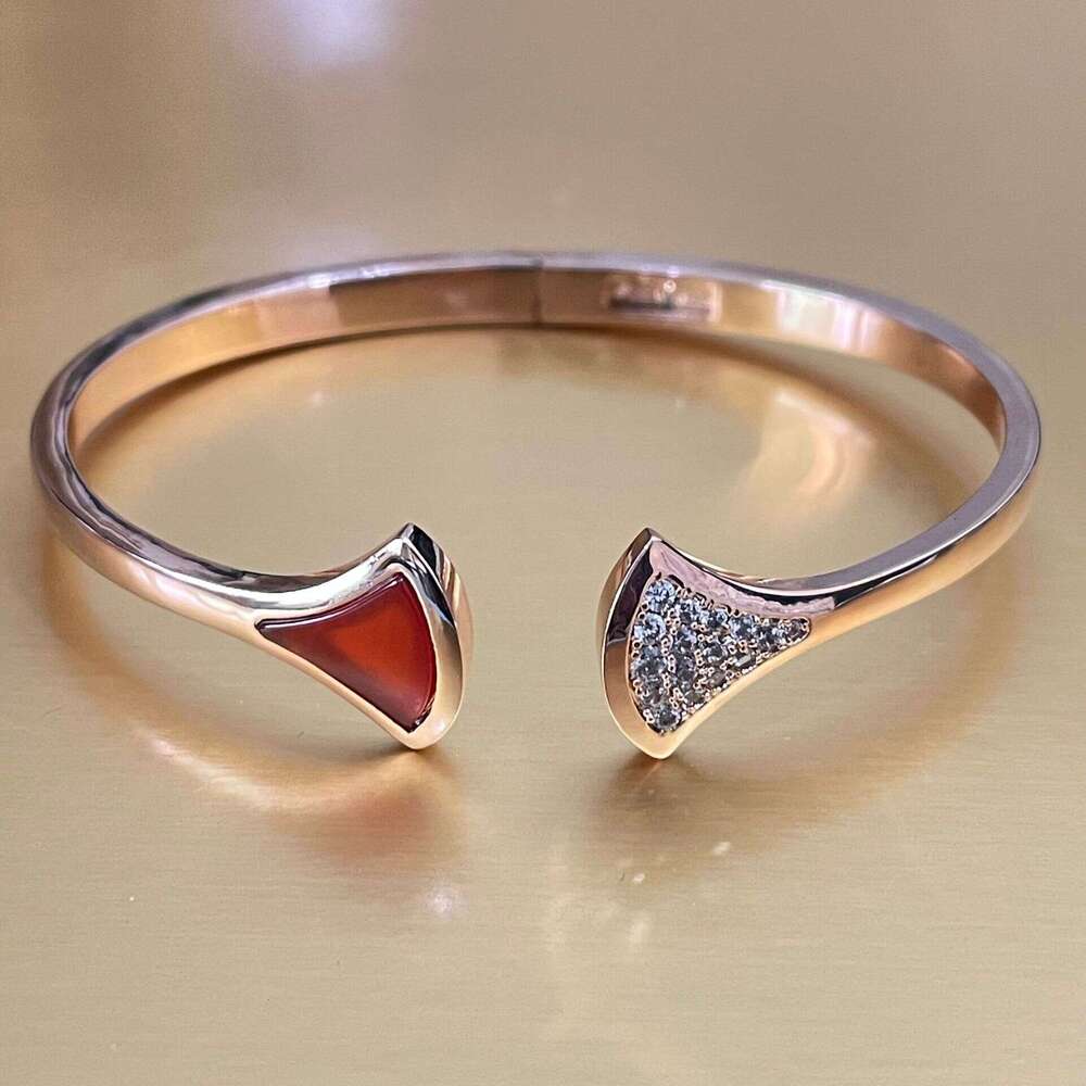 Premium Red Agate Skirt Zircon High Version Light Niche Non-Fading Fashion Fan-Shaped Bracelet for Women