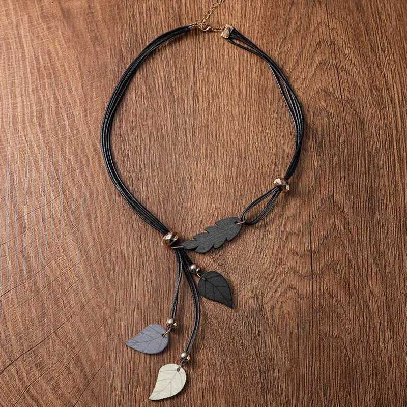 Bohian Ethnic Wood af Pendants Necklace Vintage Handmade Retro Statement Necklaces for Women Daily Wear Fashion Jewelry W250718