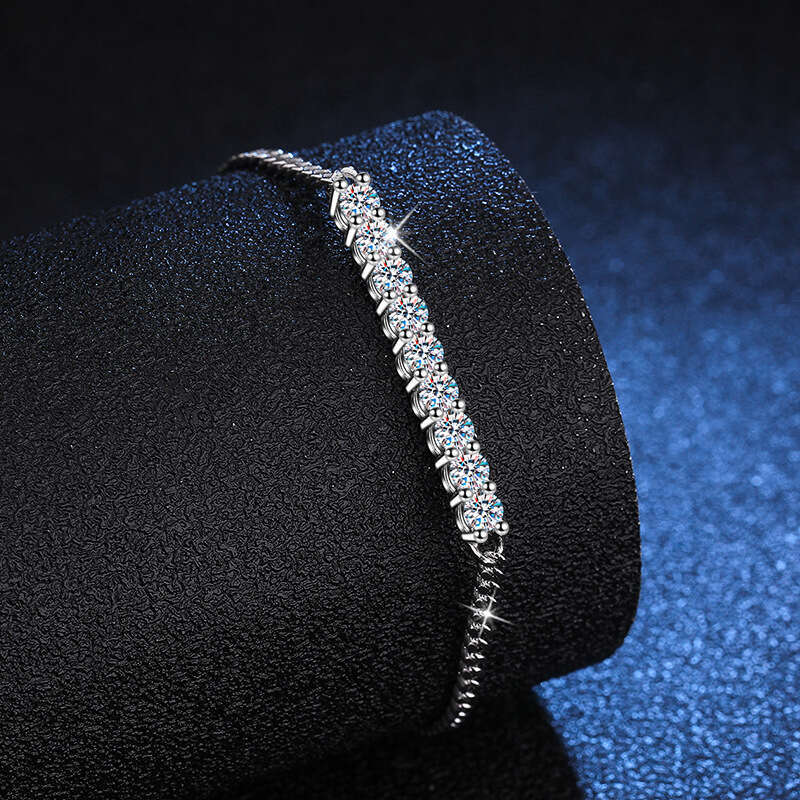 S Pure Sier Korean Style Smiling Cuban High-end Elegant D Color 90 Single Dia 3mm 10 Points Moissanite Bracelet c35