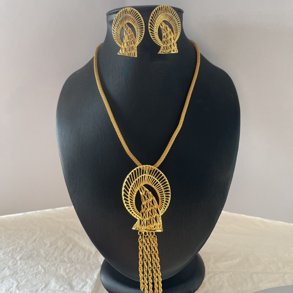 Dubai bride 24k gold plated round necklace and earrings set - Middle East and Africa women's accessories