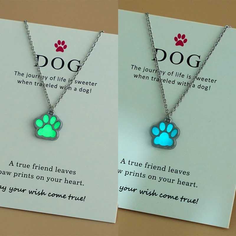 New Luminous Necklace Dog Lovers Cat Dog Paw Necklace Glows in the Dark Night Luminous Gift for Friends W250718