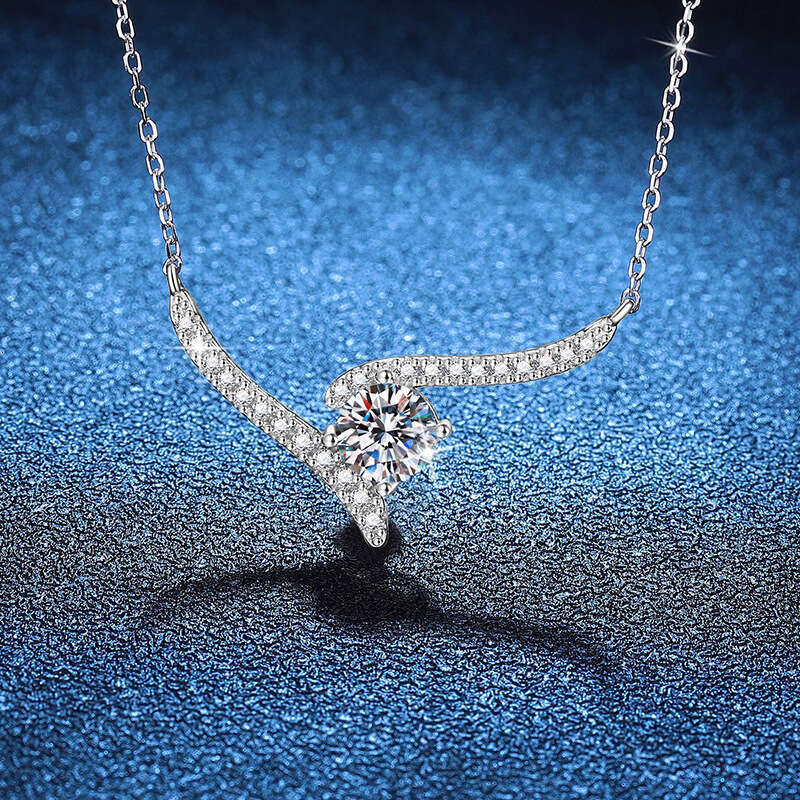 Sterling Sier Pendant Korean Style Angel Smile Clavicle Chain D Color Moissanite Necklace 18e