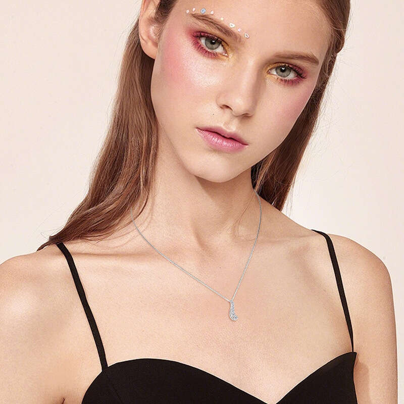 Commuting Fashion Versatile S-Shaped Small Waist Necklace S Pure Sier Light Niche Moissanite Pendant New Model