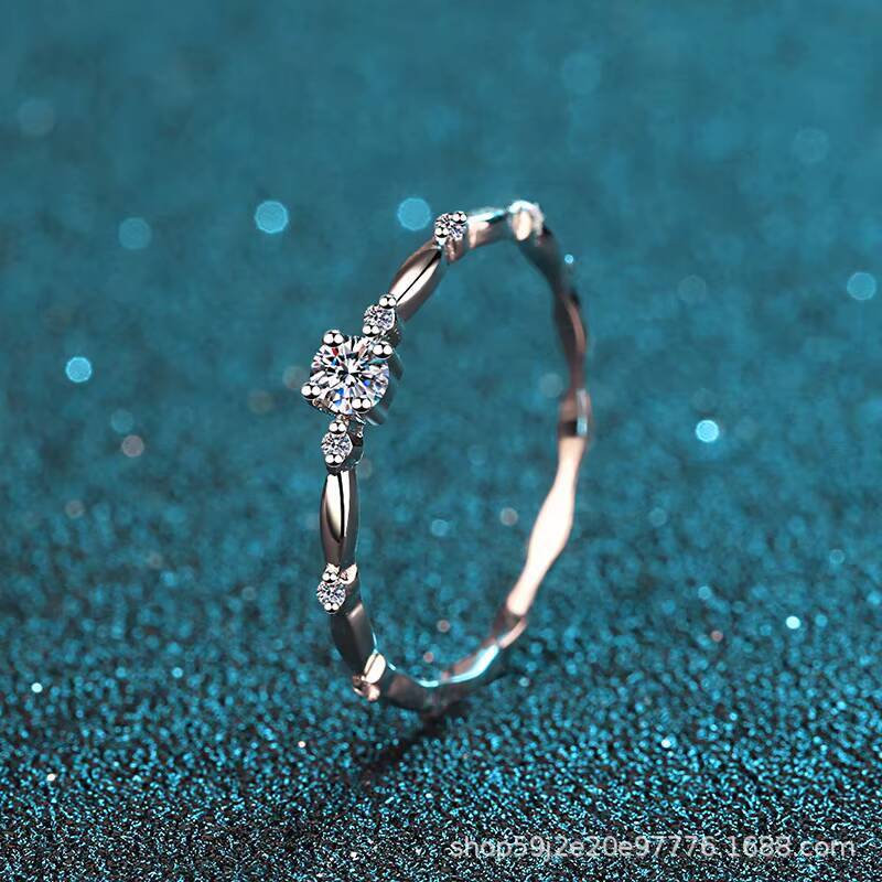 High Quality S925 Silver Moissanite Ring Four-Claw Wheel Design 10 Points Direct Factory Supply