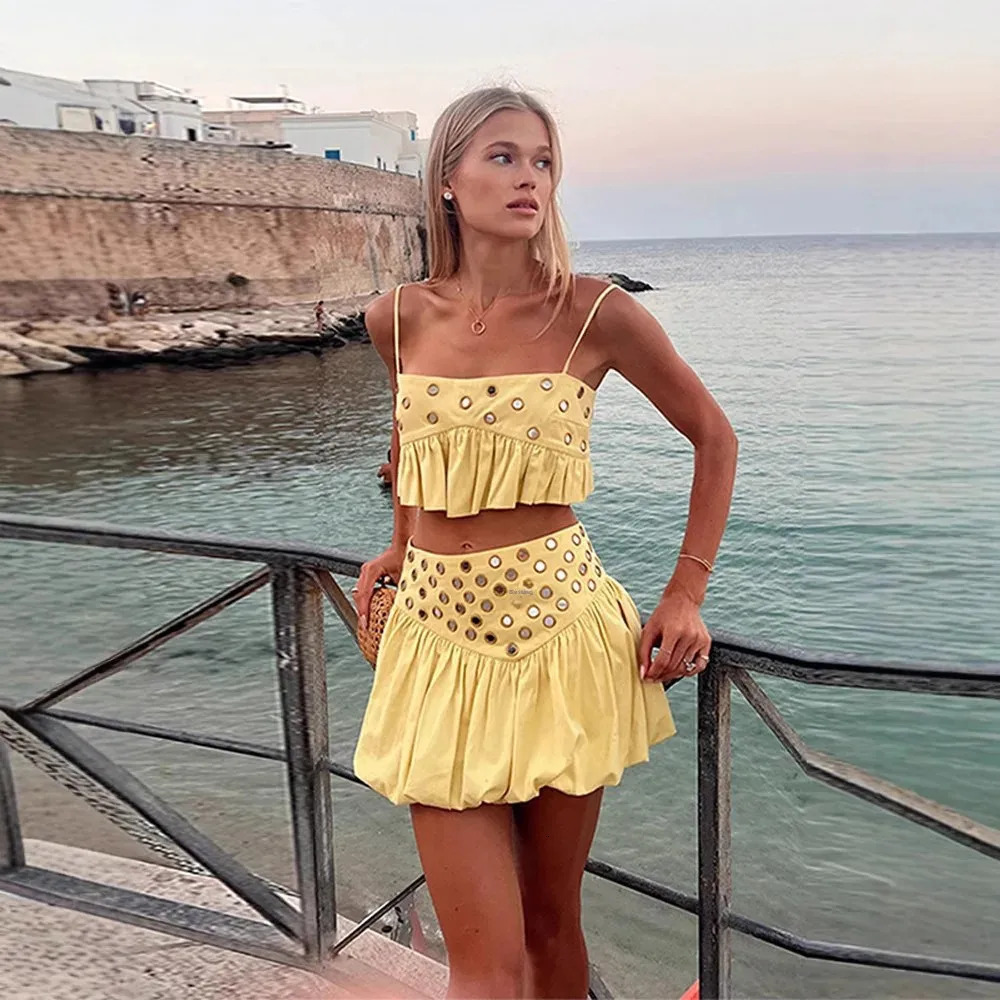 Metallic Decorated Pleated Hem Halter Skirt Set Summer CrossBorder Style KneeLength Polyester Fiber Womens Ensemble 250717