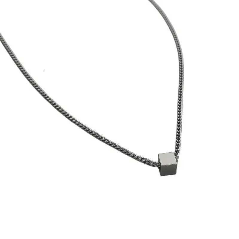 Stainss Steel Necklaces Geetric Square Cube Simplicity Sty Choker Pendant Chain Necklace for Men Wen Jewelry Party W250718