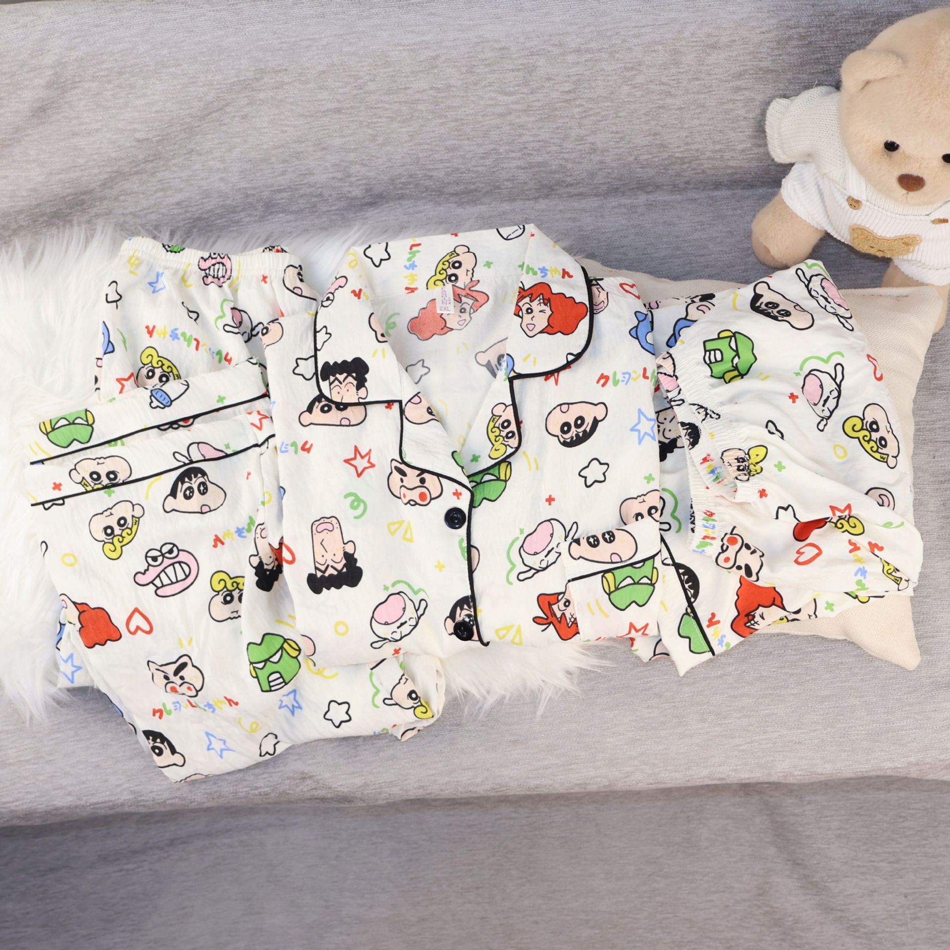 B979-Three-piece set of cloud cotton new style cartoon pajamas for women, sweet and cute short-sleeved shorts, cardigan, lapel home clothes suit