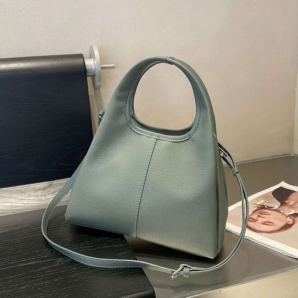 Designer Bags 2025 New Top layer cowhide crossbody bag, fashionable new style, women's single shoulder soft handle, underarm genuine leather