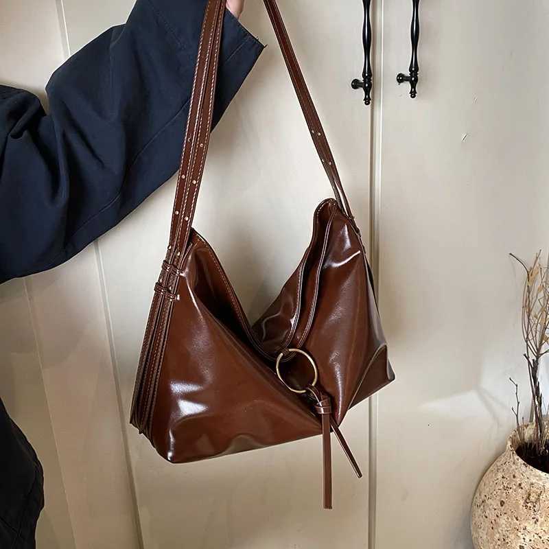 Shoulder Bag PU Leather Underarm Bag Trendy Tote Bag Slouchy Top Handle Sahel for Women Present for Birthday and Valentine Y250718