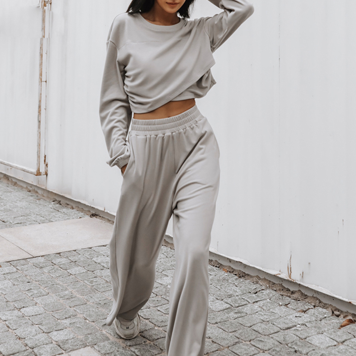 new Free shipping designer hoodie for women Sports fashion casual minimalist hooded sweatshirt set two-piece set