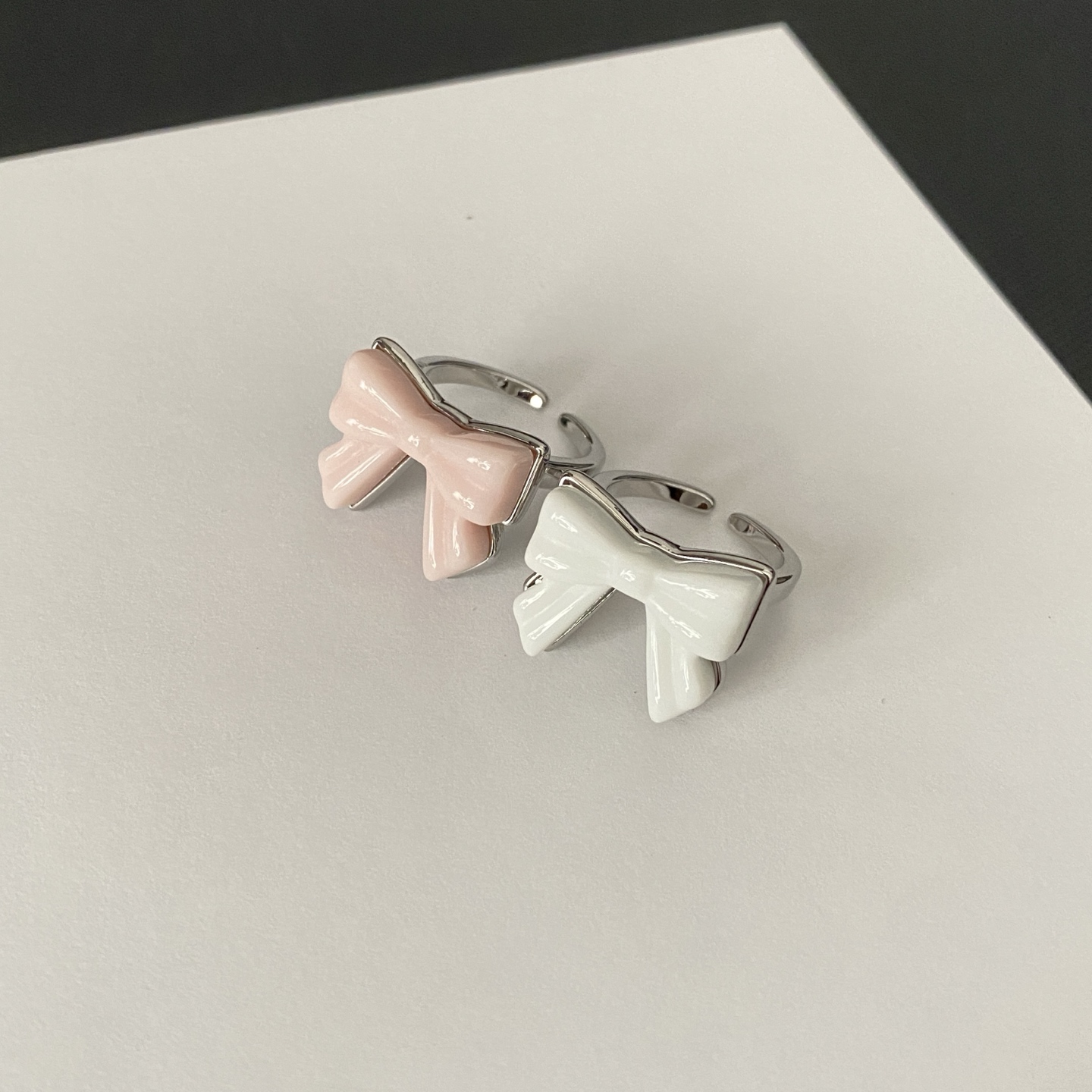 Silver - Toned Open Ring With Pink Bow - Shaped Enamel Accent Sweet Playful For Daily & Cute Looks High - Quality Fashion Jewelry