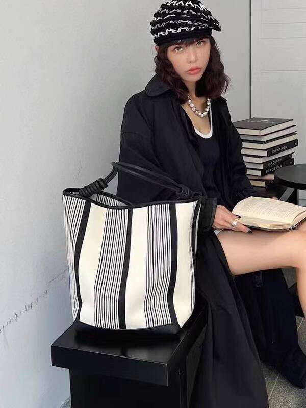 Capacity Single Shoulder Niche Design Bucket Striped Women S Color Block Tote Underarm Commuter Large Bag