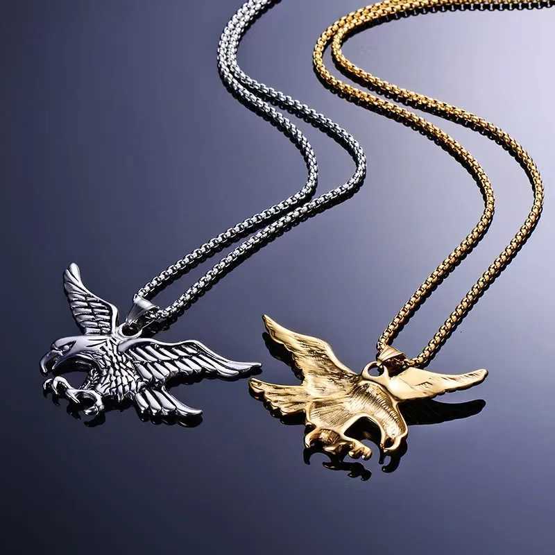 Stainss Steel Mens Necklace Titanium Steel Mens Eag Wing Pendant ropean and Fashion Trendy Jewelry Whosa W250718