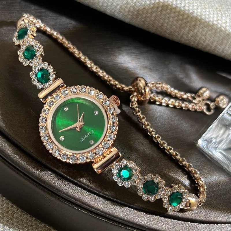 Womens Watch Fashion Color Imitation Gemstone Fashion Style Quartz Watch Pullable Bracelet Womens Watch Girls Gift W250718