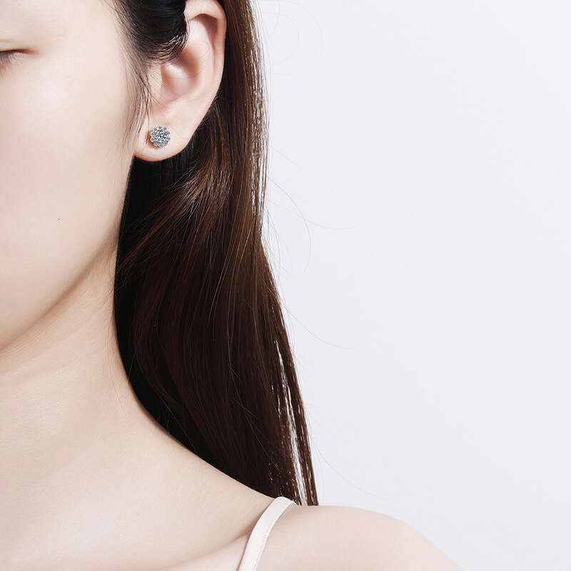 Earrings for Women, Sterling Sier Moissanite Dia Earrings, 1 Carat Four-Prong Daisy, Elegant and Versatile c4a