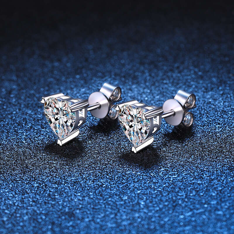 Sterling Sier for Women Plated PT950 Simple Elegant 1 Carat Irregular Heart-shaped Moissanite Earrings 422