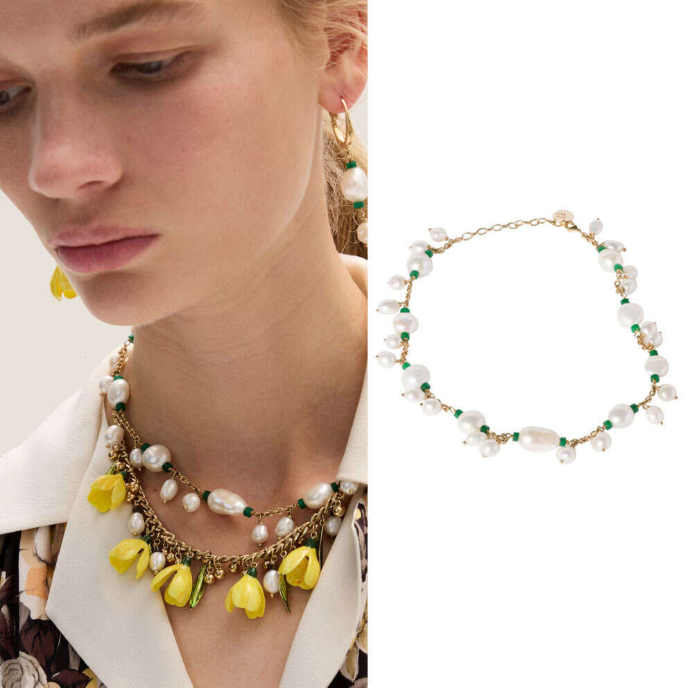 French Style Women's Niche Design Sense Light Earrings Miu Pearl Necklace Versatile Elegant Collarbone Chain