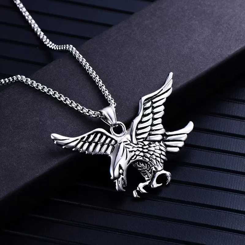 Stainss Steel Mens Necklace Titanium Steel Mens Eag Wing Pendant ropean and Fashion Trendy Jewelry Whosa W250718
