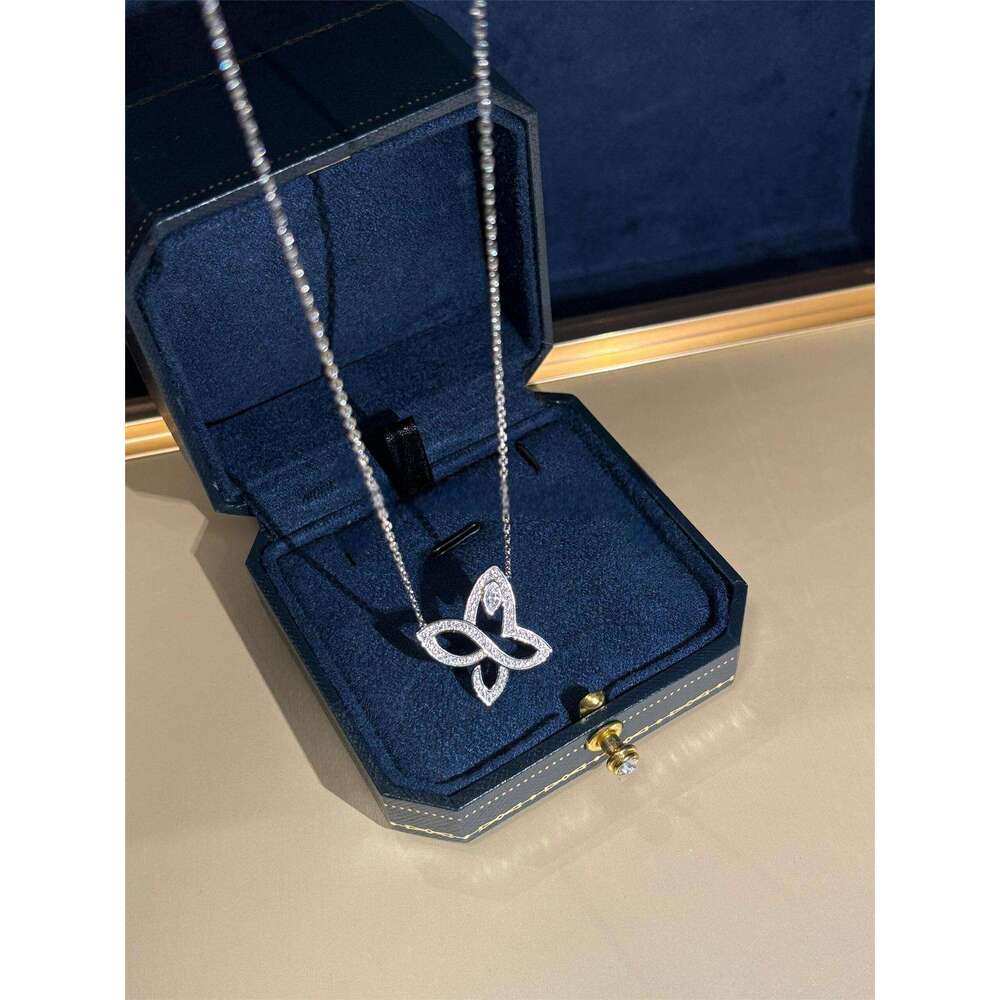 Phantom Butterfly Inlaid Dia Four-Leaf Clover Necklace for Women 2025 New Light Elegant High-End Clavicle Chain Jewelry