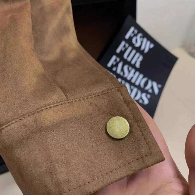 Stylish Deer Veet Jacket For Women Spring Autumn New Arrival Trendy Petite Feel Clip-On Top Short Outerwear