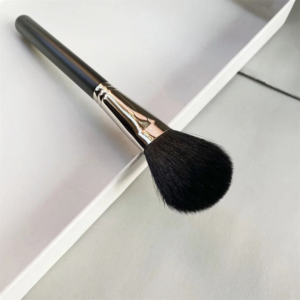 Powder Blush Brush 129 Multi-purpose Powder Blush Bronzer Makeup Brush Beauty Cosmetics Brush Tool 250716