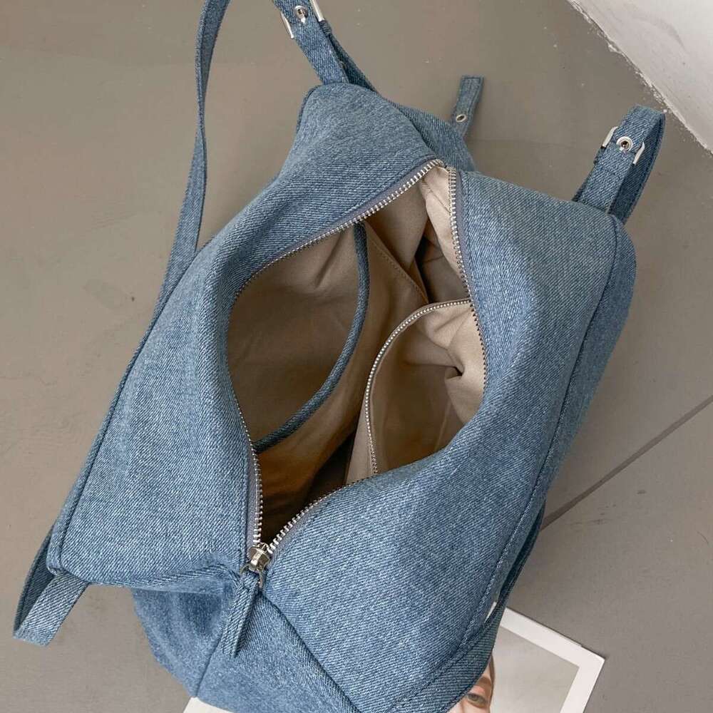 Crossbody bag large capacity denim bag retro ins women's armpit bag trendy large capacity tote bag 2025