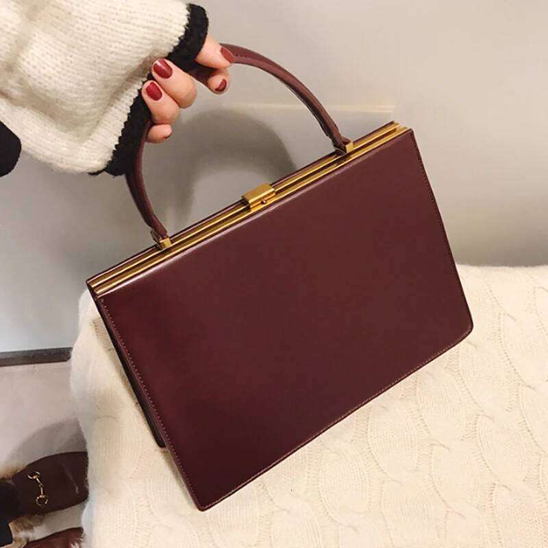 Large Capacity Handbag New High Quality Design Women Retro Black Vintage Clip Underarm Bag