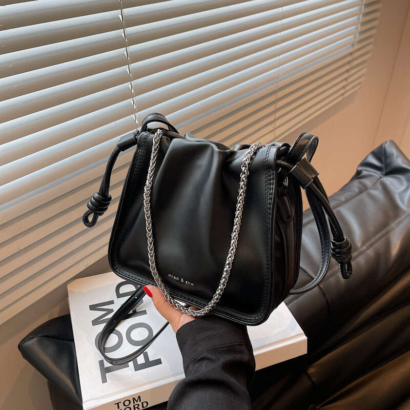 for Women with High-End French Style, Underarm Chain Drawstring Cloud Small Square Bag, Unique Niche Shoulder Crossbody Bag