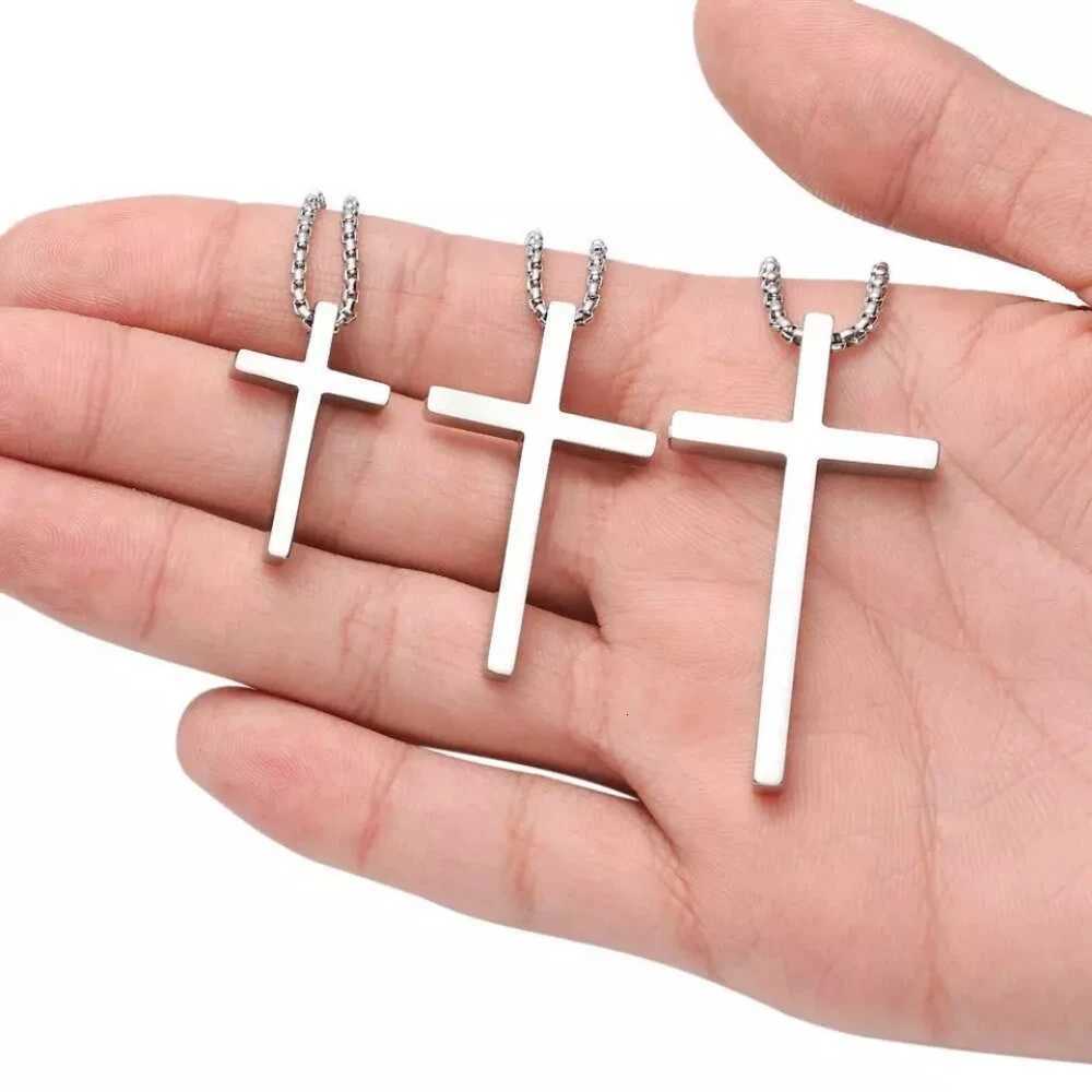 Stainless Steel Cross Crucifix Necklace For Men With Pendant Chain Prayer Religious Metal Jewelry W250718