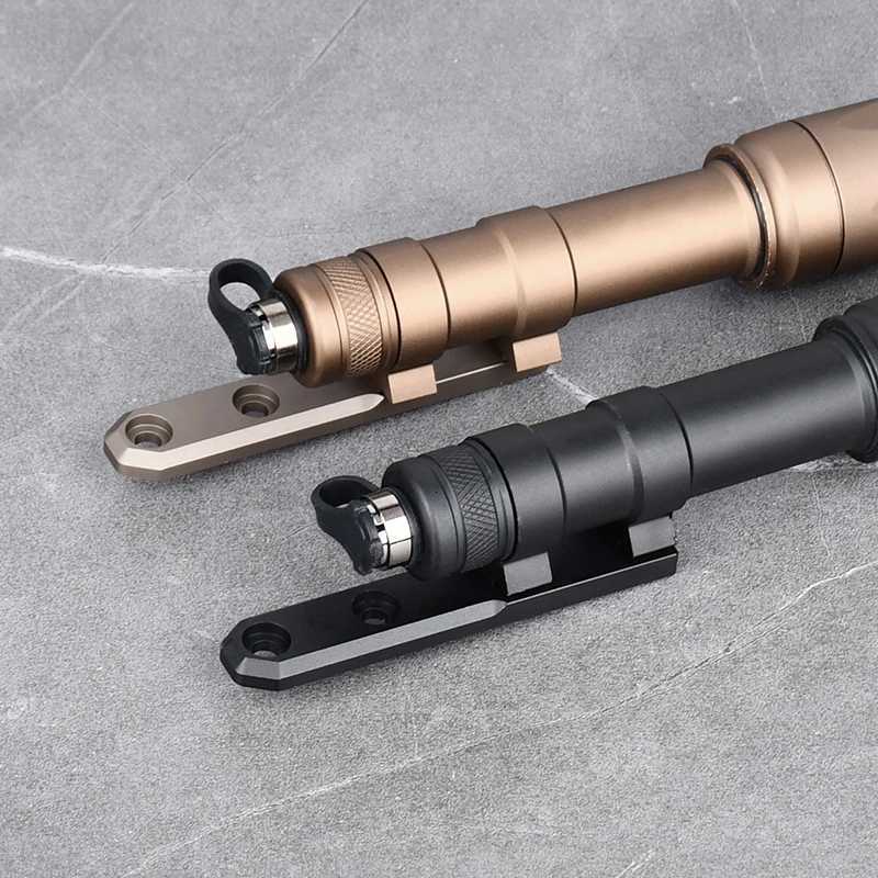 WADSN Tactical Series M300 M600 Flashlight Offset Scout Mount Base REIN For MLOK Keymod Compatible with 20mm Picatinny RailXJ250718