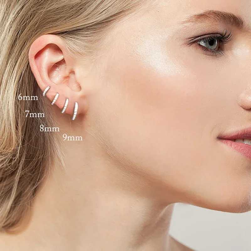 2PC/Set Stainless Steel Minimal Hoop Earrings Crystal Zirconia Small Huggie Thin Cartilage Earring Helix Tragus Piercing Jewelry XJ250718