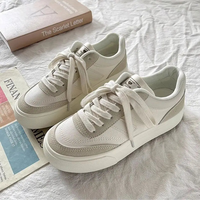 Trendy Canvas Womens Shoes Spring and Autumn Season Sense Versatile Board Shoes Temperament Little White Shoes 250717