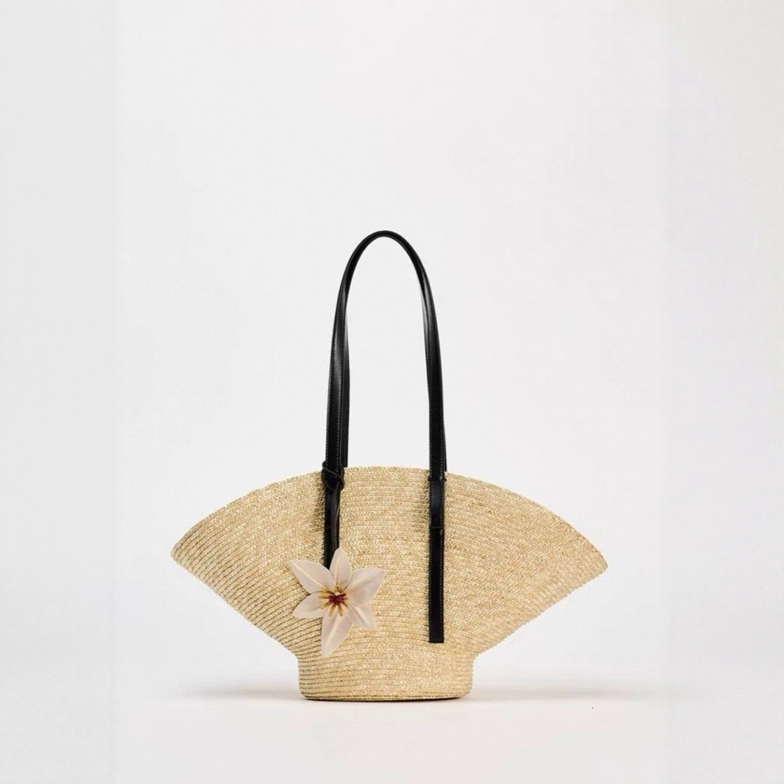 Summer New Women's Single Shoulder Crossbody Bag with Kikyo Flower Weaving Large Capacity Simple Leisure Beach Vacation Handbag New Designer Bag