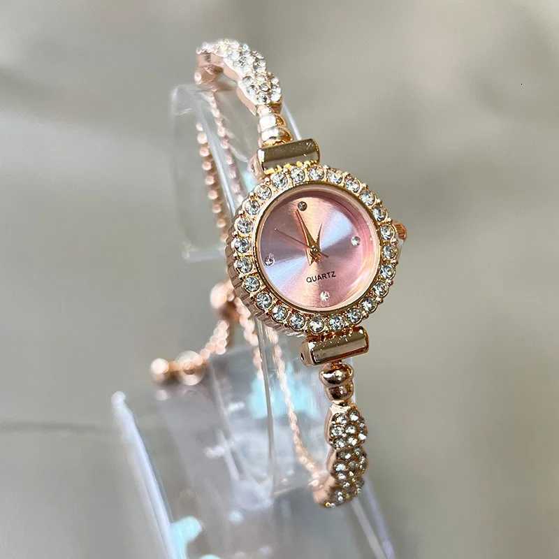 Fashion Rhinestone Wristwatch Luxury Watch Women Bracelet Vintage Casual Ladies Watches Bracelet Relojes Para Mujer Womens Watches W250718