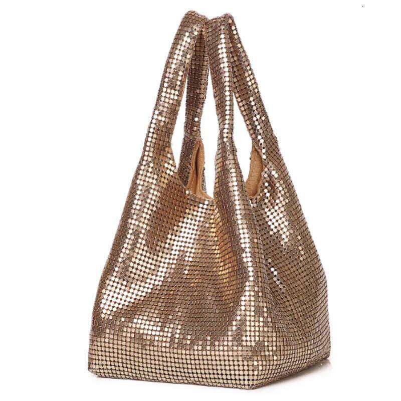 Fashion Metal Mesh Women Shoulder Bags Designer Sier Handbag Shinny Wide Strap Evening Bag Glitter Large Tote Party Purse