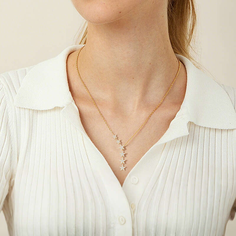 Sparkling Full Dia S Sier Necklace 2024 Niche Light Moissanite Star Pendant for Women