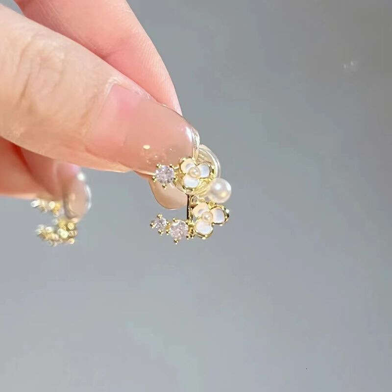 Qingqing Zi Jin Gentle Temperament Ear Clips No Piercing Female Niche Design Ancient Versatile Earrings Chinese Style